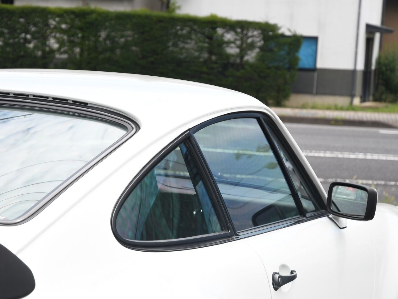 LEXUS LC500h ストラクチュラルブルー