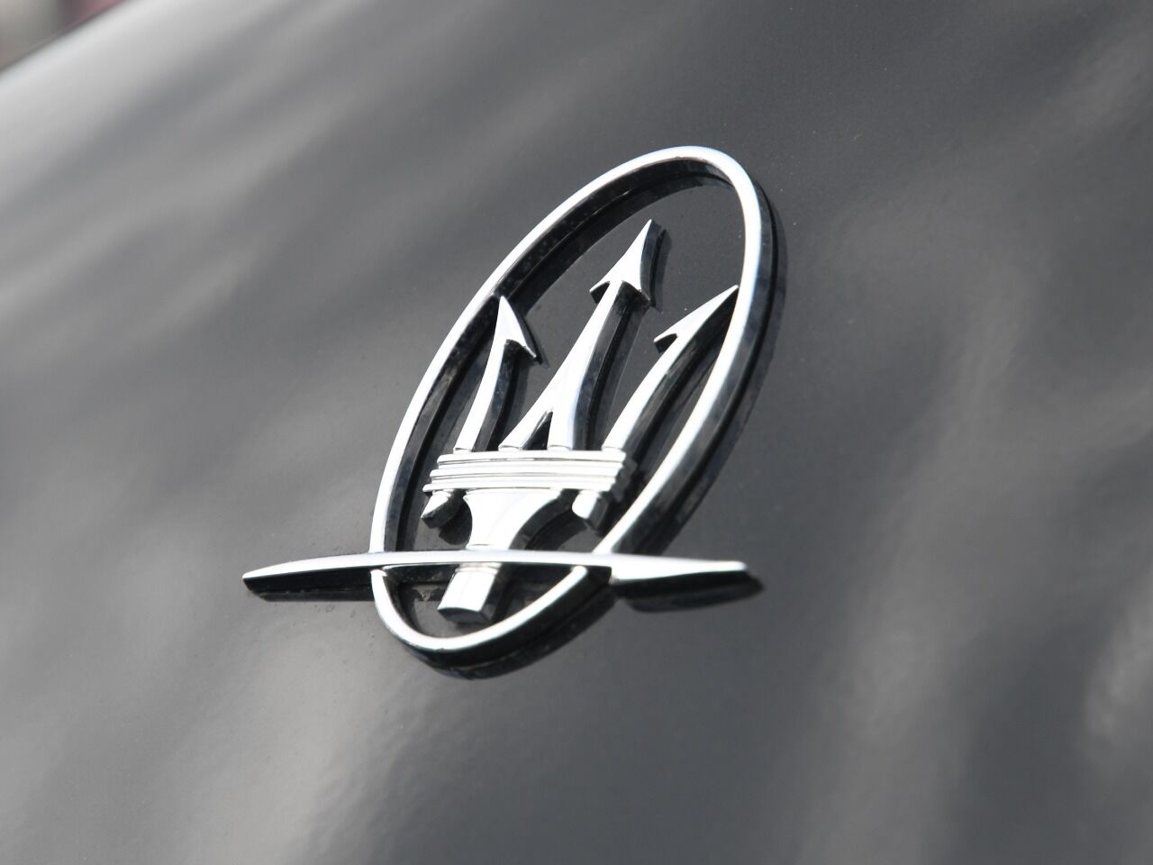 LEXUS LC500h ストラクチュラルブルー