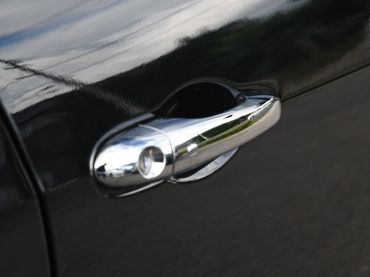 LEXUS LC500h ストラクチュラルブルー