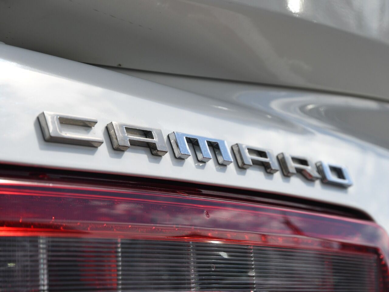 LEXUS LC500h ストラクチュラルブルー
