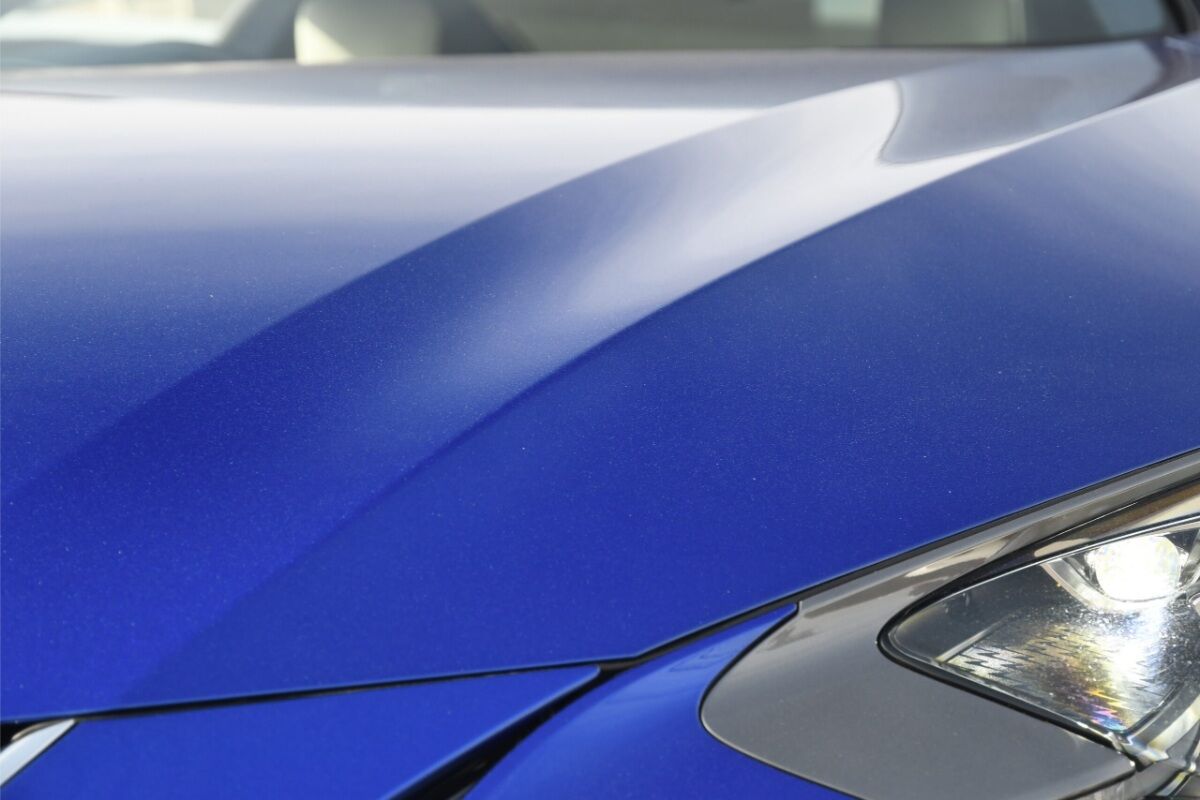 LEXUS LC500h ストラクチュラルブルー